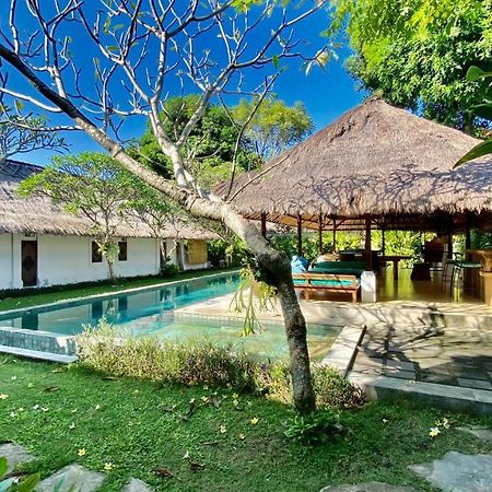 Blind Dog Inn Sanur Exteriör bild