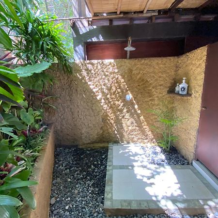 Blind Dog Inn Sanur Rum bild