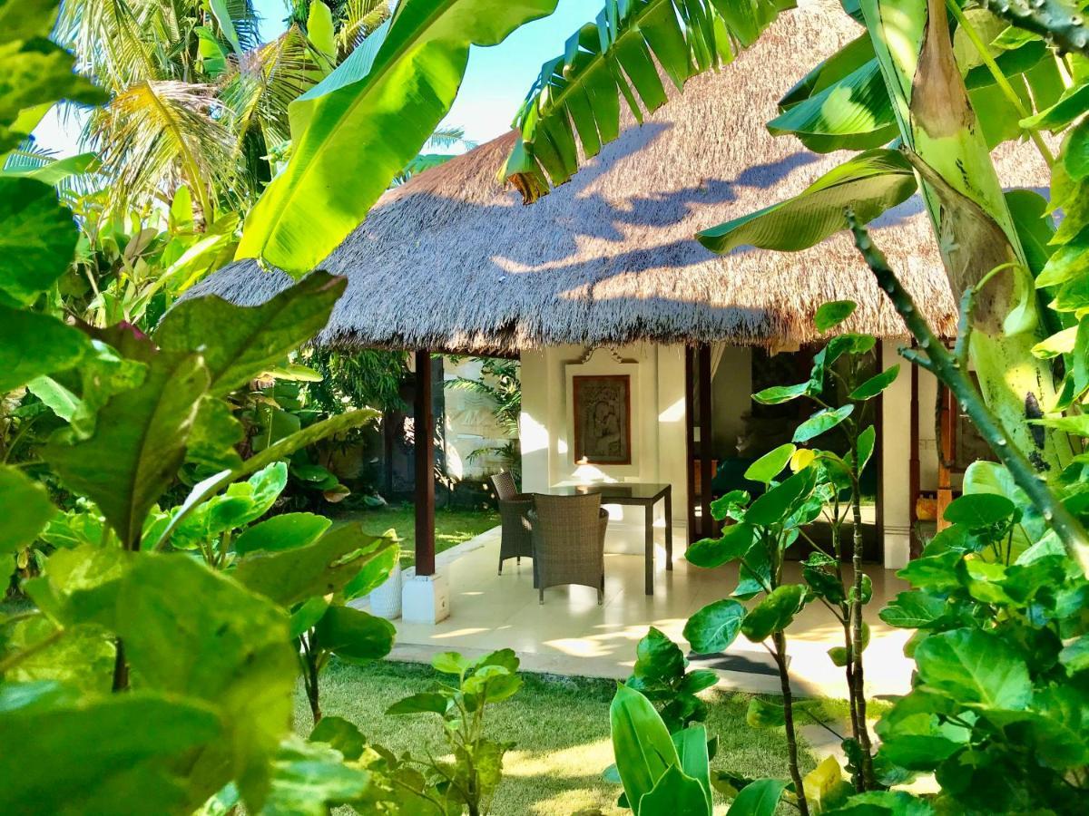 Blind Dog Inn Sanur Exteriör bild