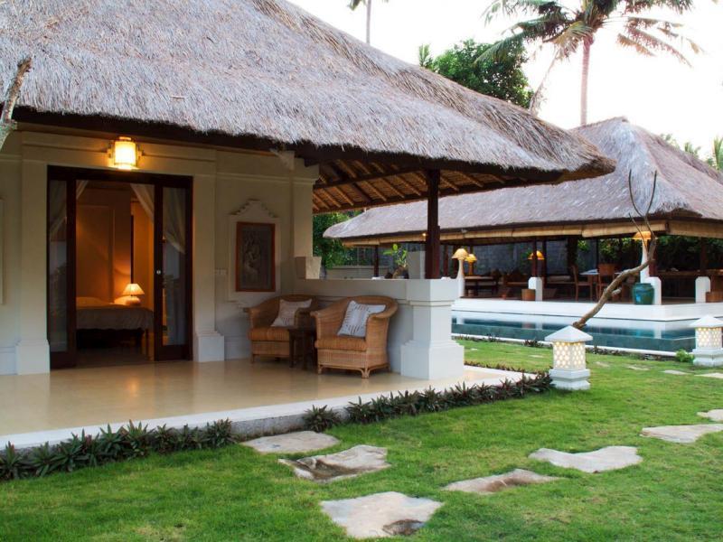 Blind Dog Inn Sanur Exteriör bild